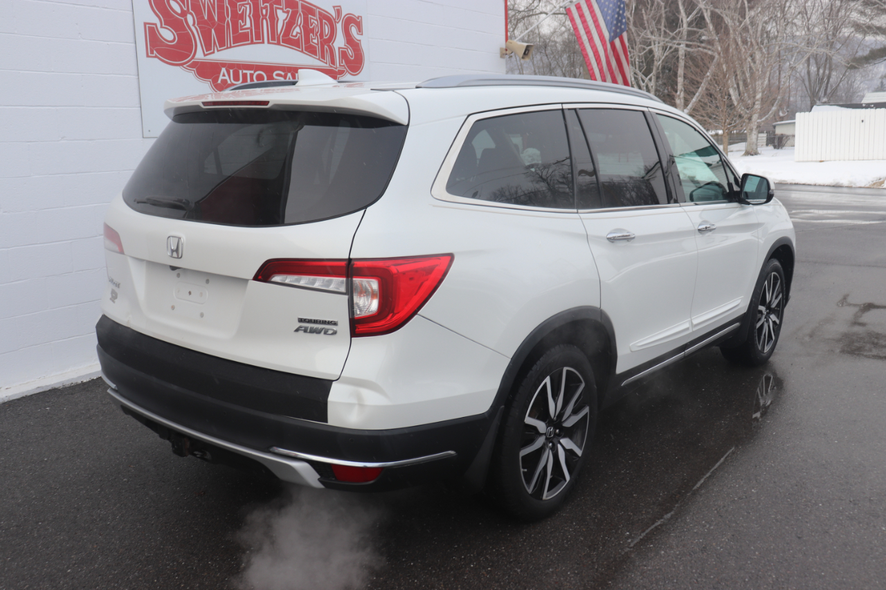 Honda Pilot Touring 8-Passenger AWD 2021
