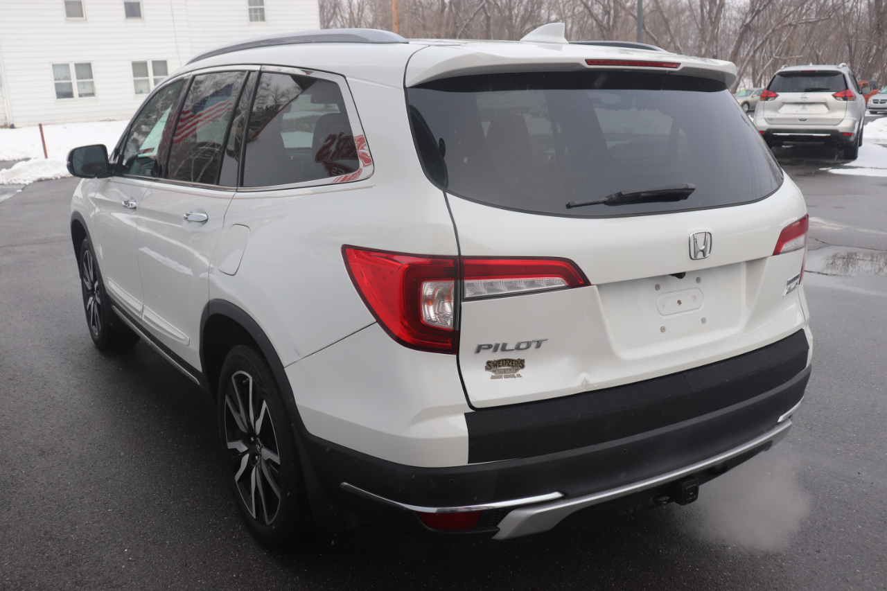 Honda Pilot Touring 8-Passenger AWD 2021