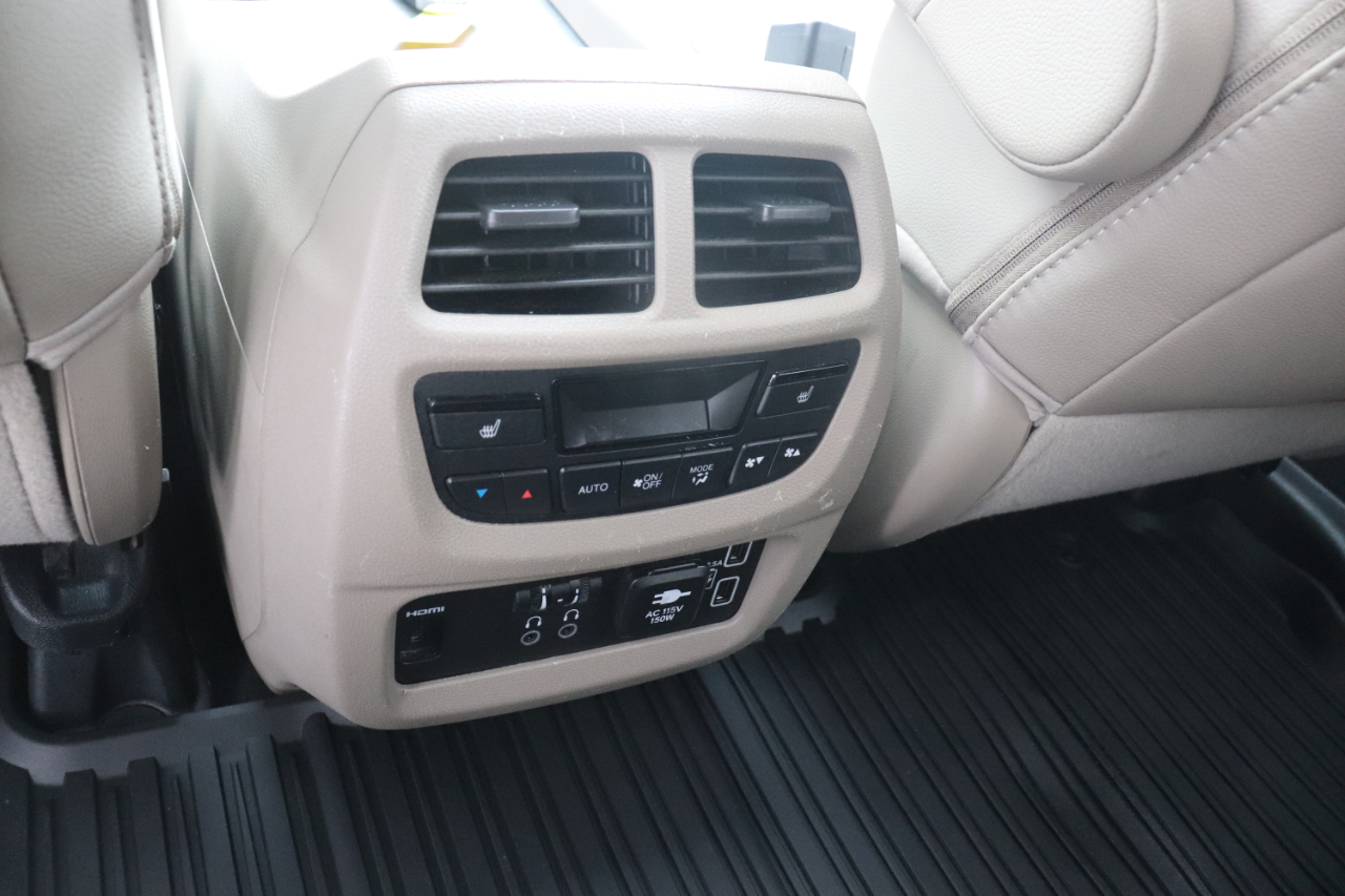 Honda Pilot Touring 8-Passenger AWD 2021