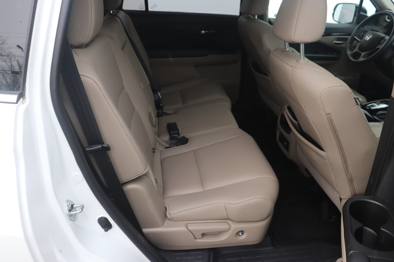 Honda Pilot Touring 8-Passenger AWD 2021