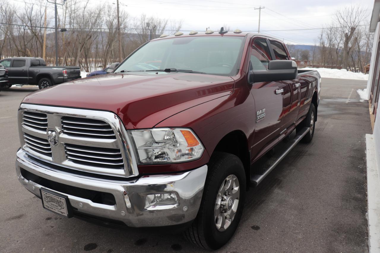 RAM 3500 Big Horn 4x4 Crew Cab 8' Box 2018