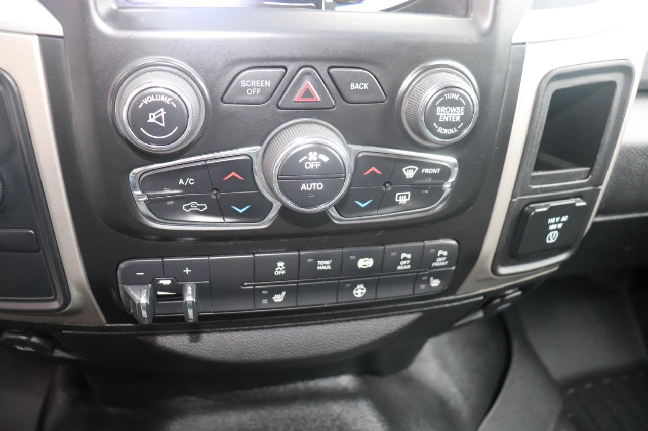 RAM 3500 Big Horn 4x4 Crew Cab 8' Box 2018