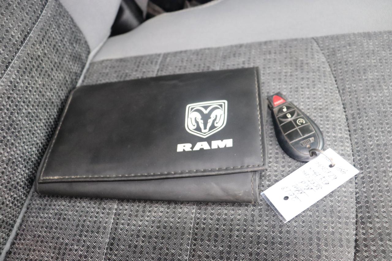 RAM 3500 Big Horn 4x4 Crew Cab 8' Box 2018