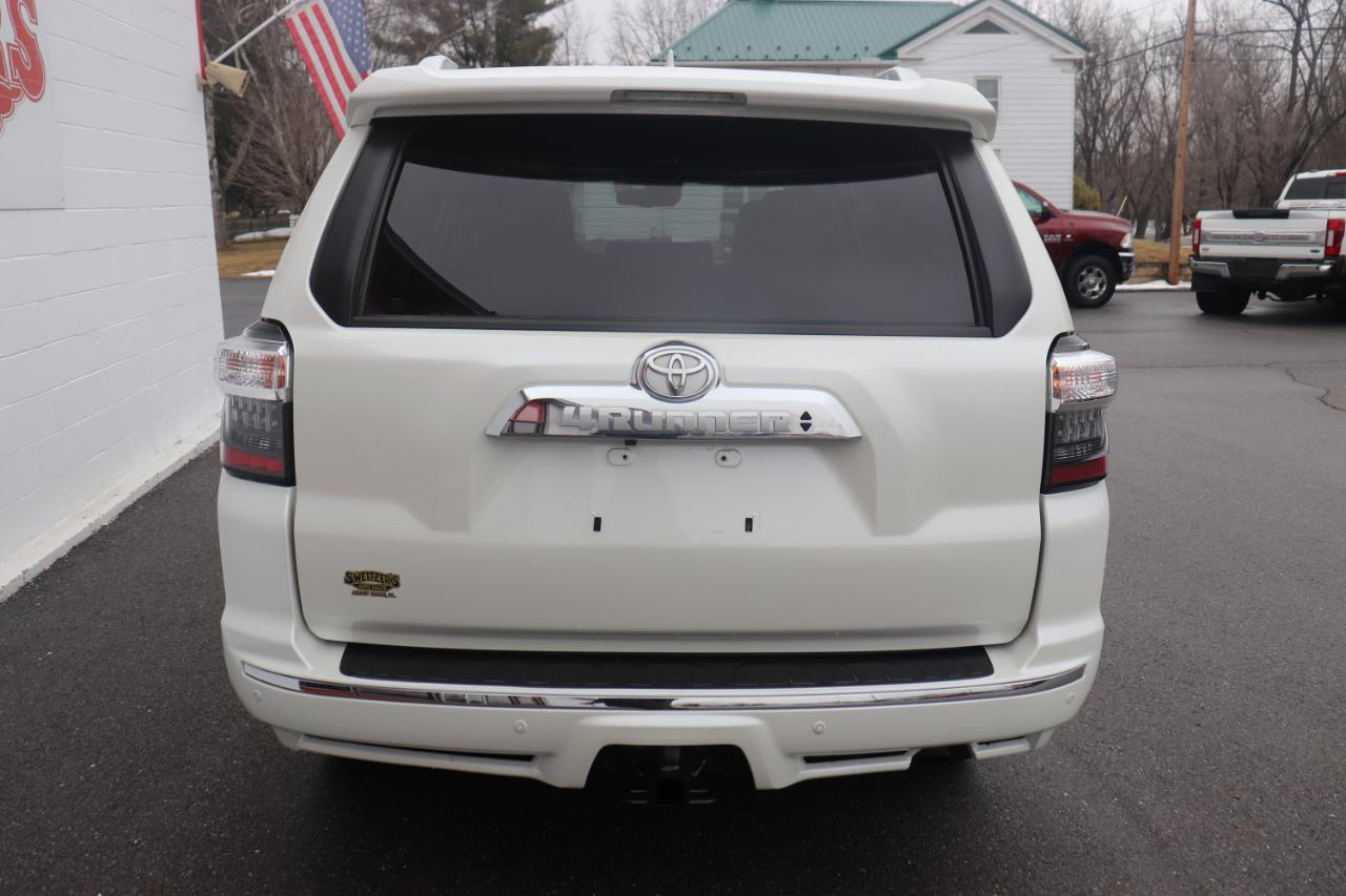 Toyota 4Runner Limited 4WD (Natl) 2021