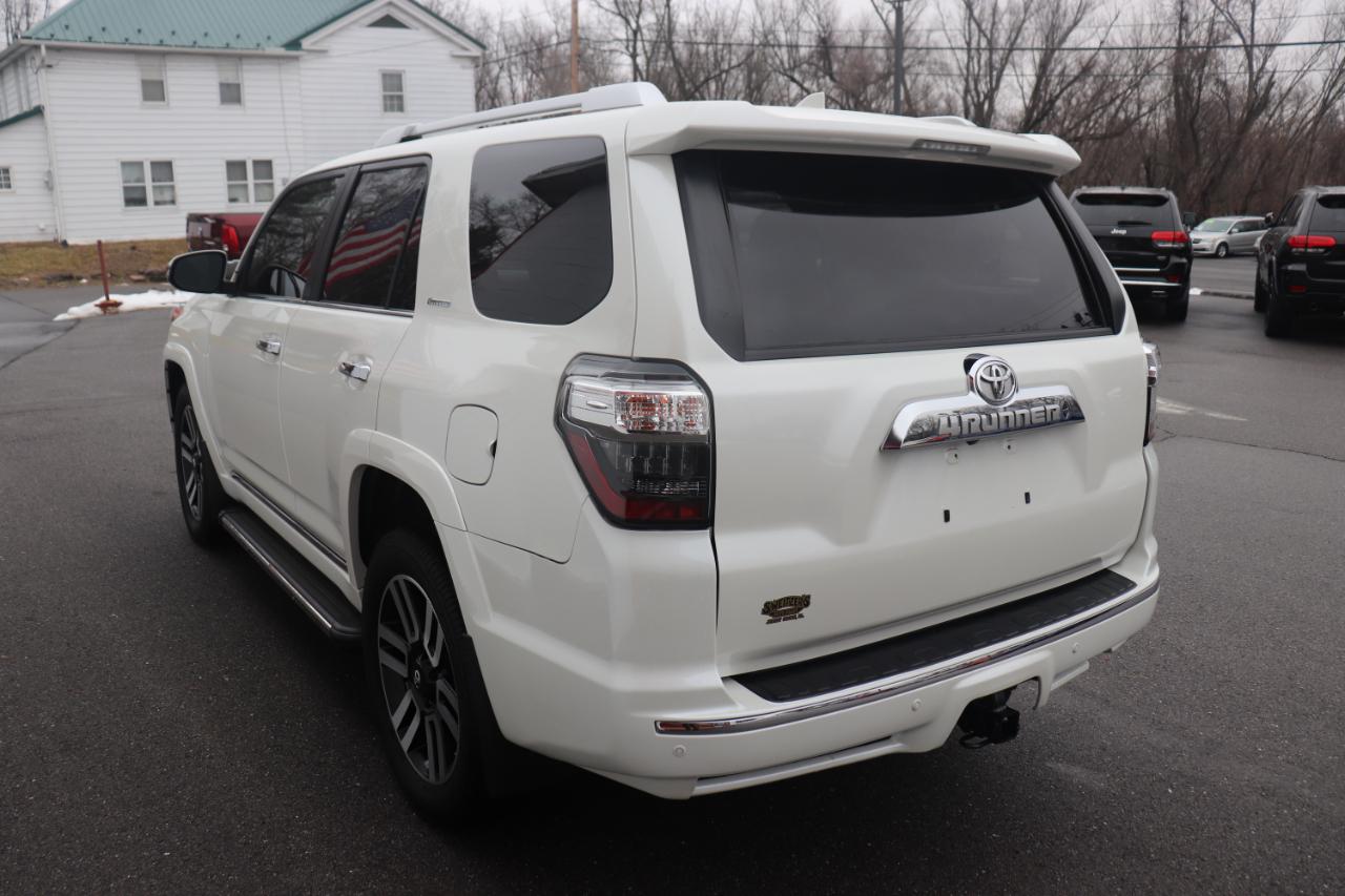 Toyota 4Runner Limited 4WD (Natl) 2021