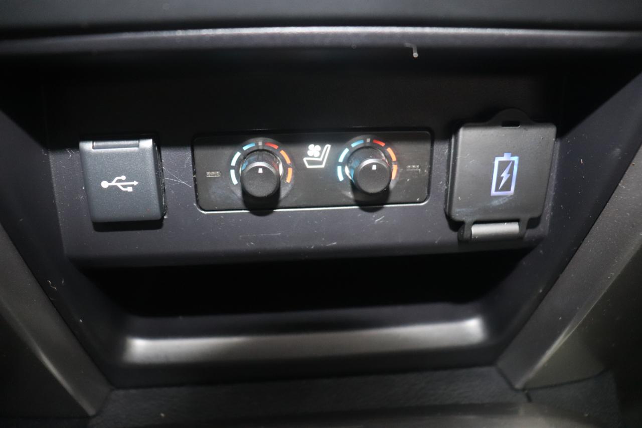 Toyota 4Runner Limited 4WD (Natl) 2021