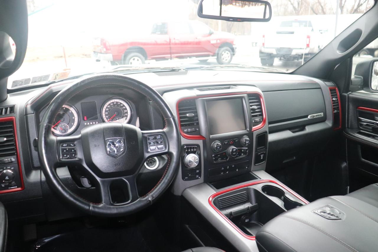 RAM 1500 4WD Crew Cab 140.5" Rebel 2016