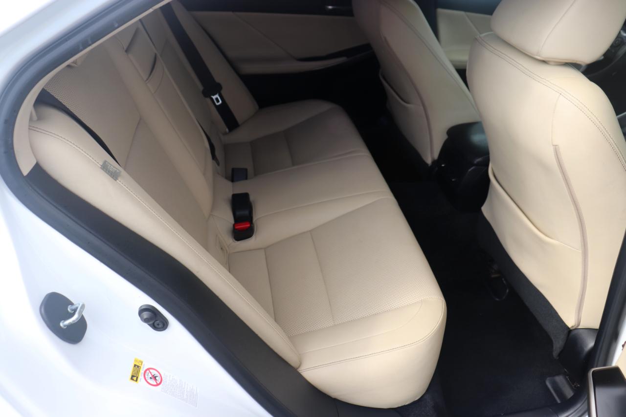 Lexus IS 250 4dr Sport Sdn Auto AWD 2014