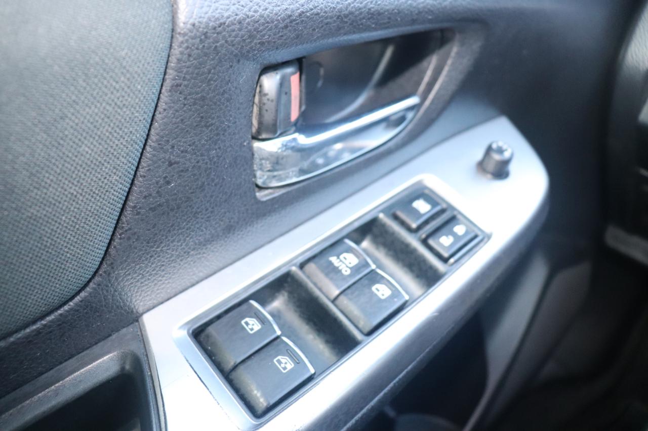 Subaru Impreza Sedan 4dr CVT 2.0i Premium 2016