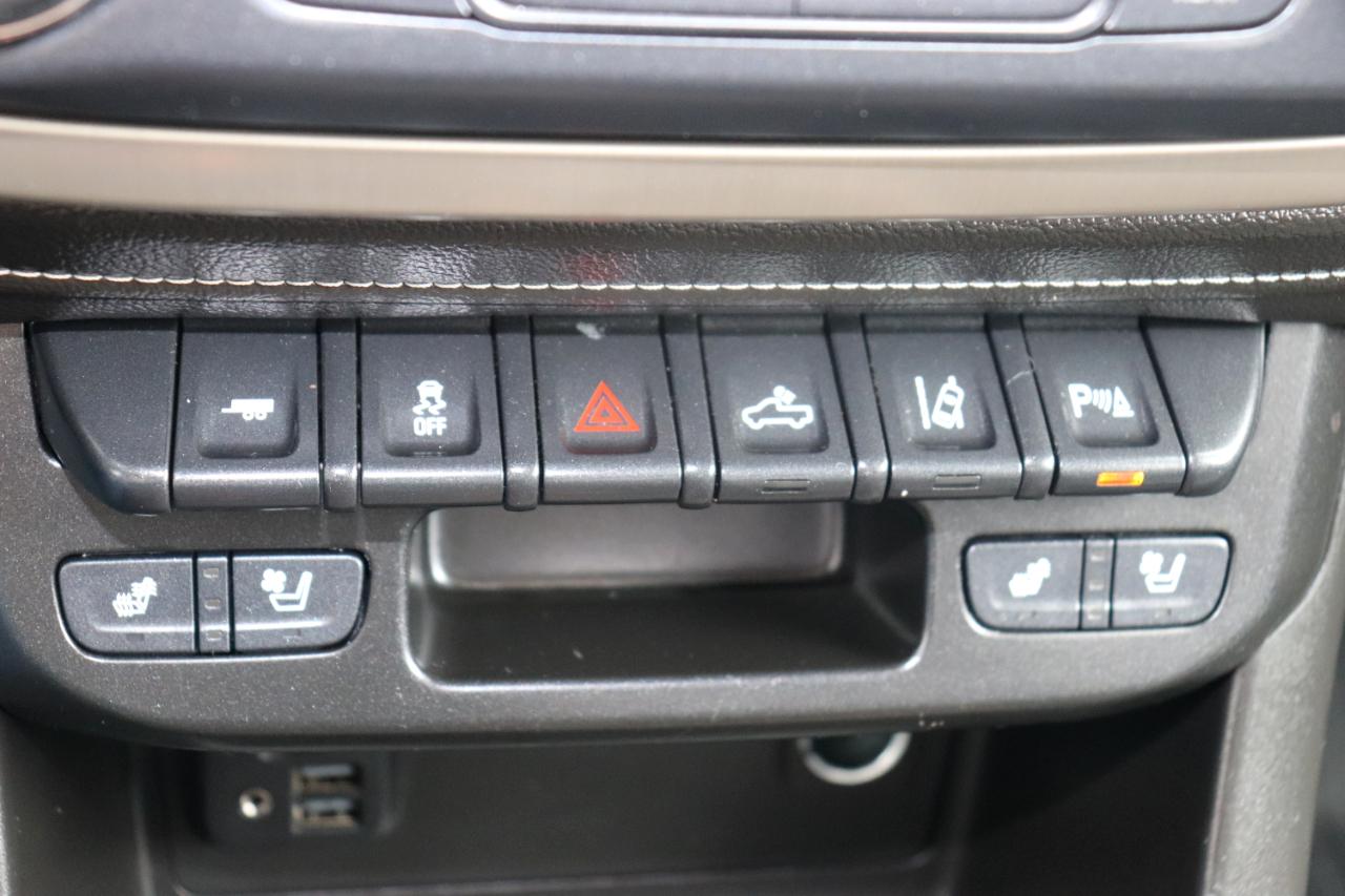 GMC Canyon 4WD Crew Cab 128" Denali 2022