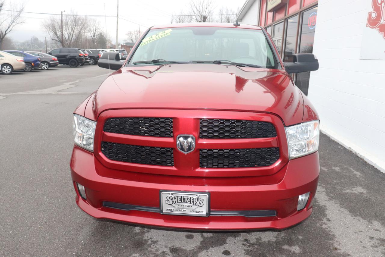 RAM 1500 4WD Reg Cab 120.5" Express 2013