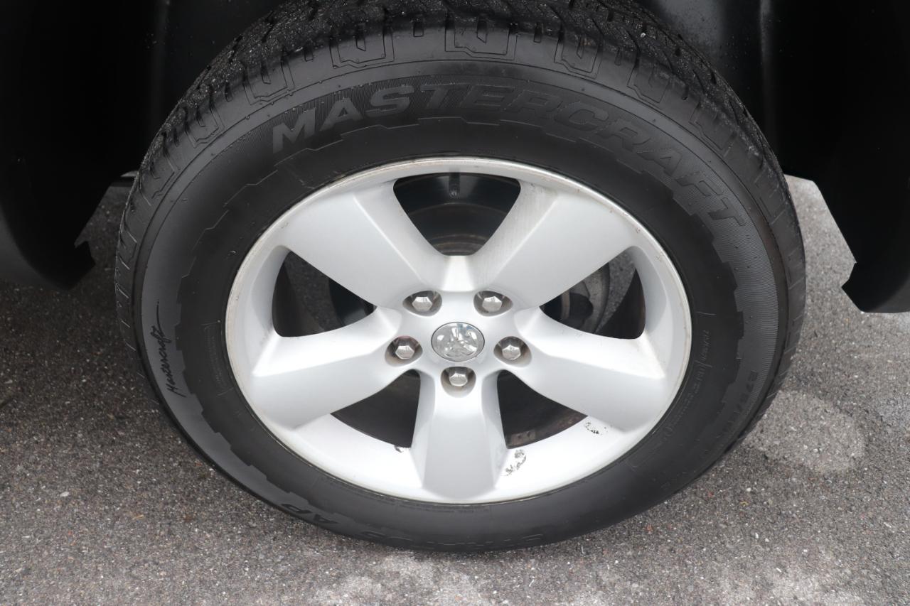 RAM 1500 4WD Reg Cab 120.5" Express 2013