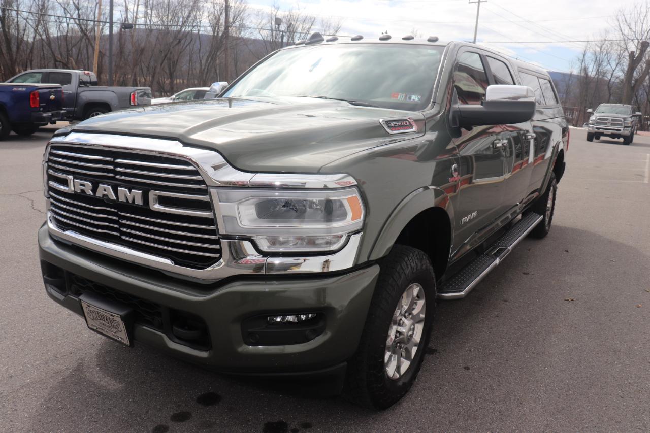 RAM 3500 Laramie 4x4 Crew Cab 8' Box 2021