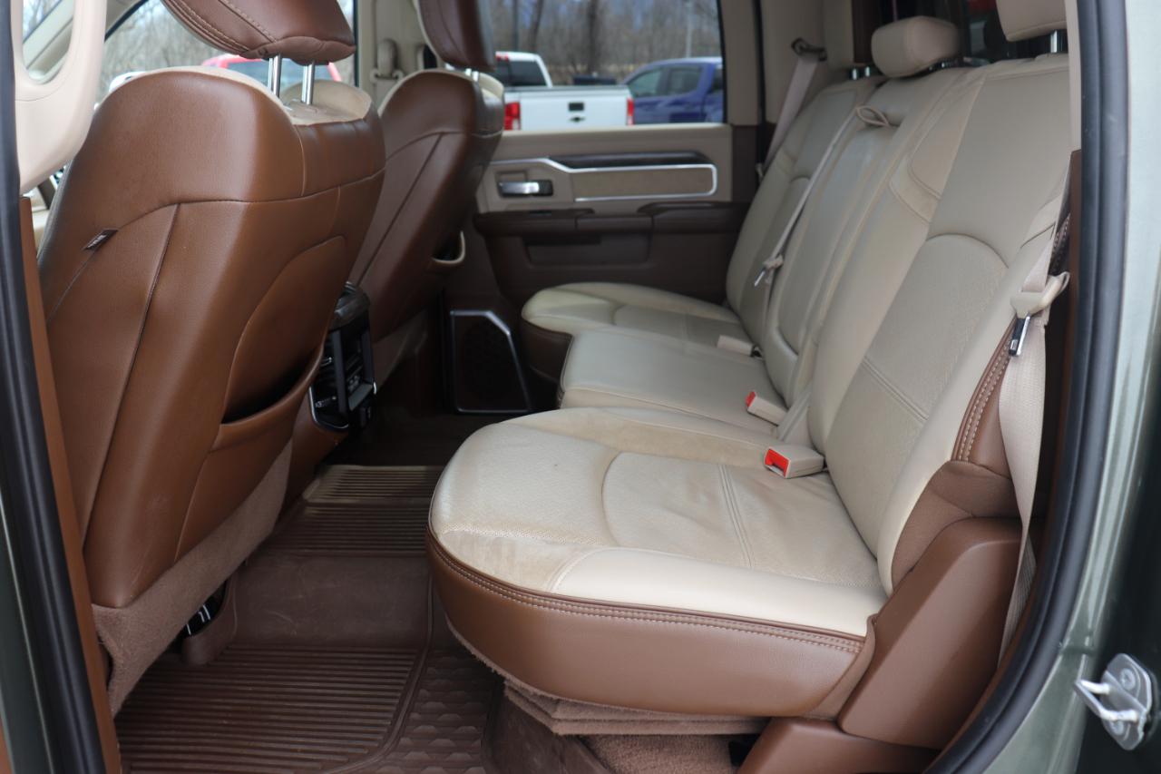 RAM 3500 Laramie 4x4 Crew Cab 8' Box 2021