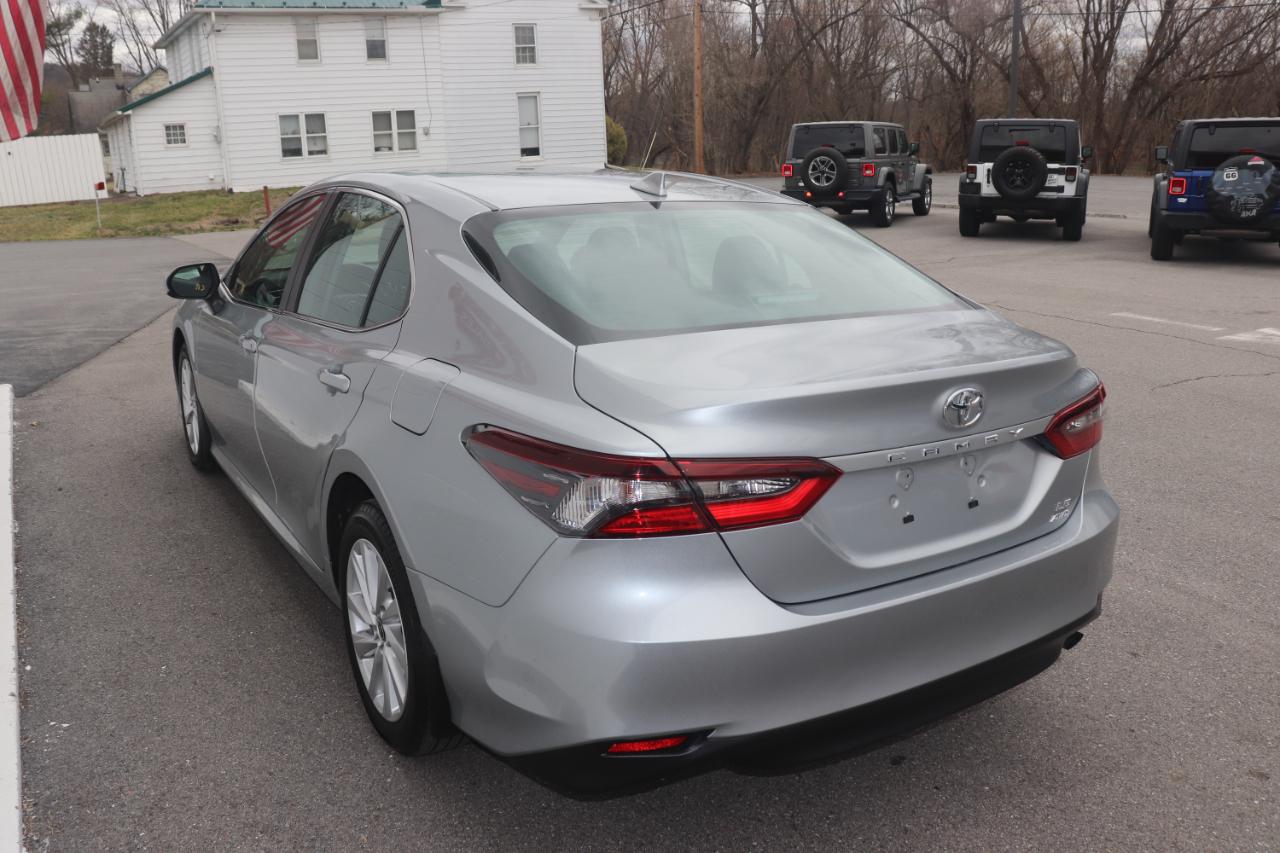 Toyota Camry LE Auto AWD (Natl) 2023