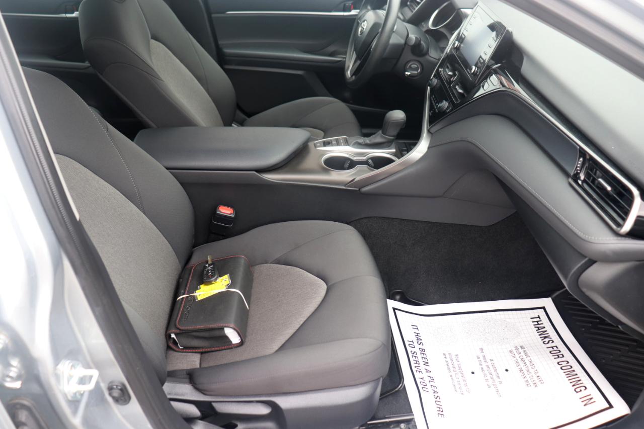 Toyota Camry LE Auto AWD (Natl) 2023