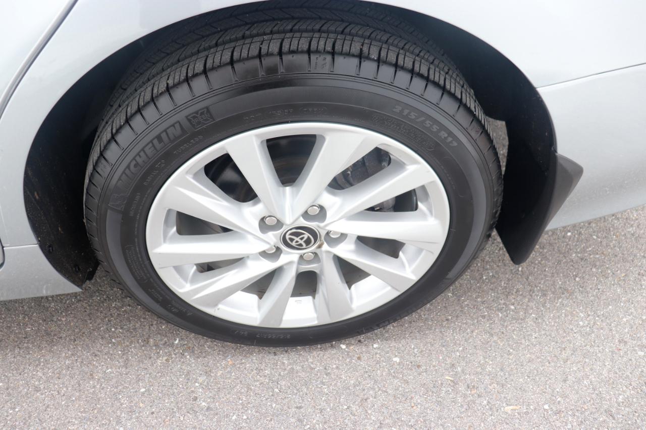 Toyota Camry LE Auto AWD (Natl) 2023