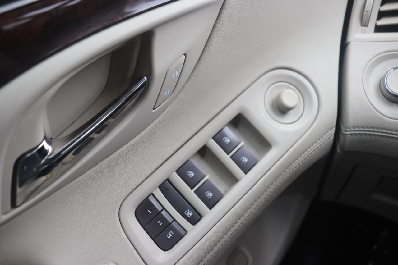 Buick LaCrosse 4dr Sdn Premium I AWD 2016