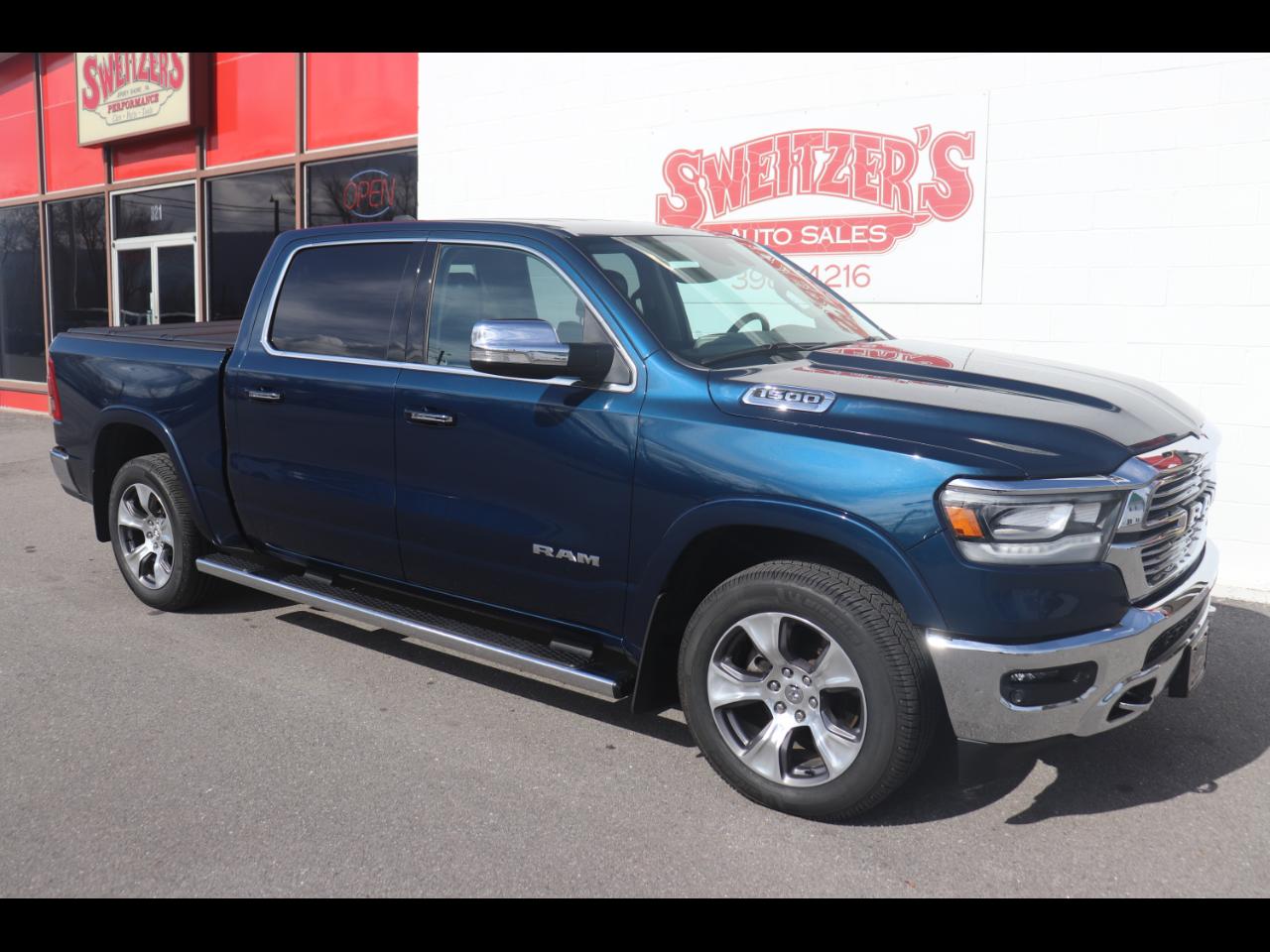 RAM 1500 Laramie 4x4 Crew Cab 5'7" Box 2021