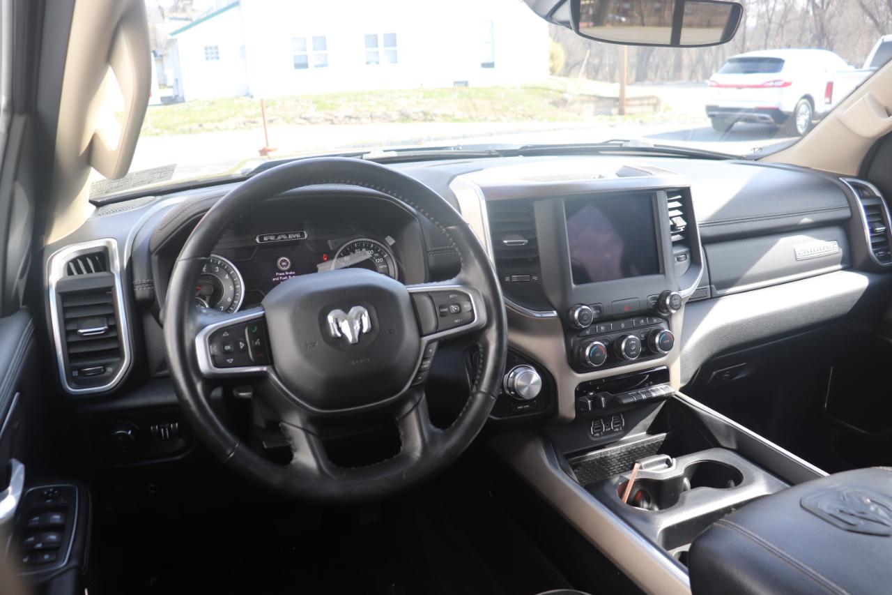 RAM 1500 Laramie 4x4 Crew Cab 5'7" Box 2021