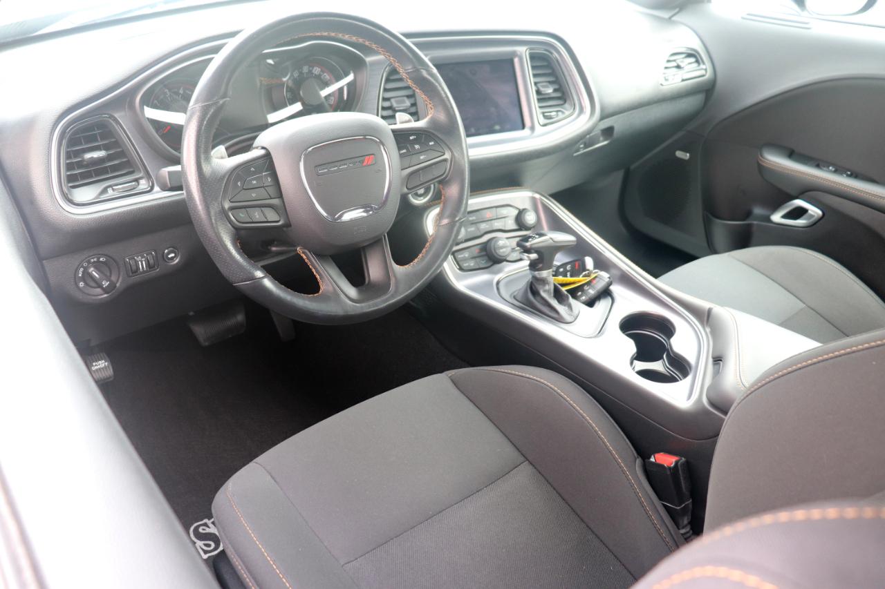 Dodge Challenger R/T RWD 2019