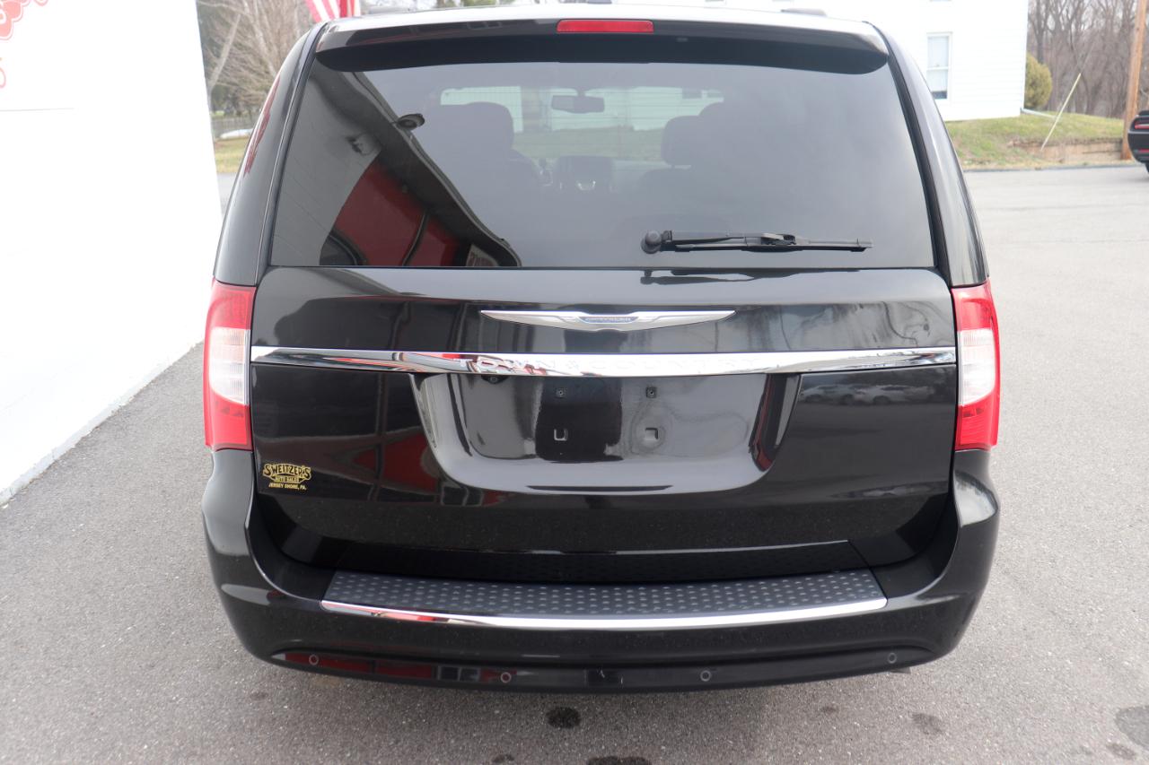 Chrysler Town & Country 4dr Wgn Touring-L 2014