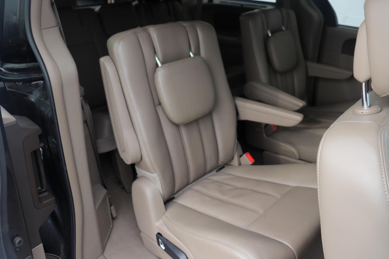 Chrysler Town & Country 4dr Wgn Touring-L 2014