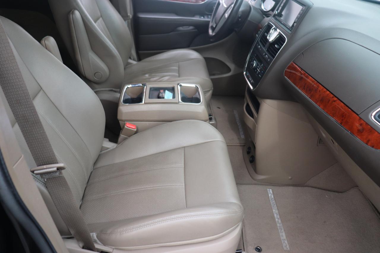 Chrysler Town & Country 4dr Wgn Touring-L 2014