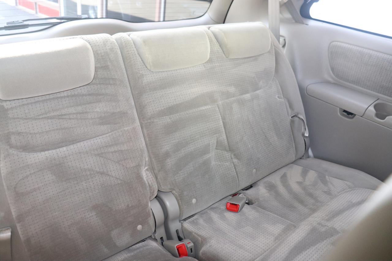 Toyota Sienna 5dr 7-Pass Van CE FWD (Natl) 2008