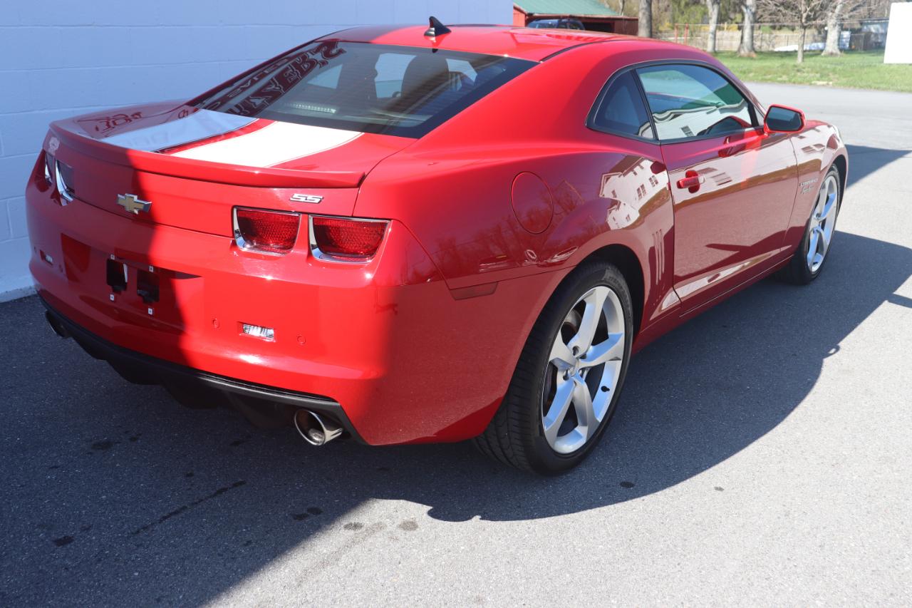 Chevrolet Camaro 2dr Cpe SS w/2SS 2013