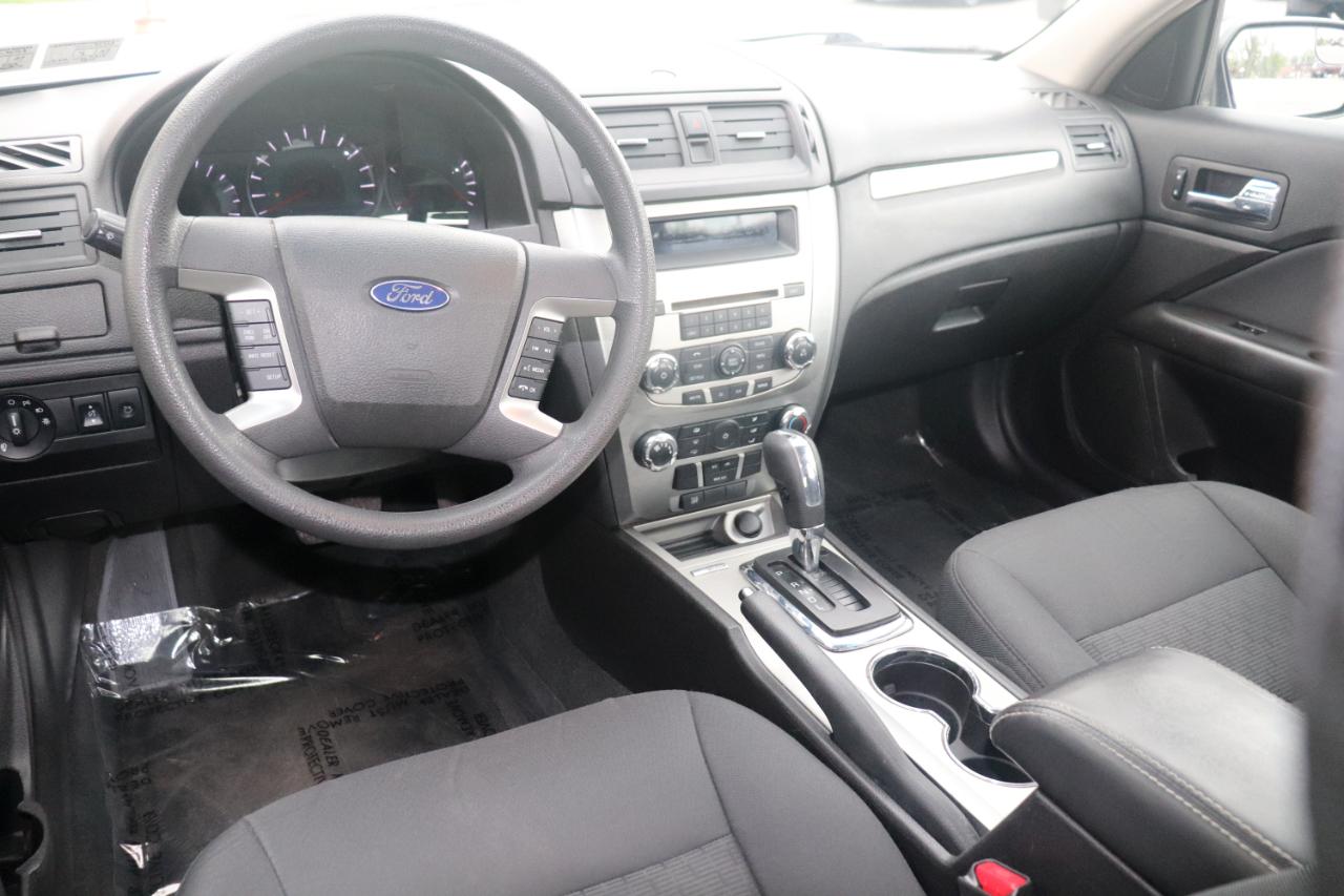 Ford Fusion 4dr Sdn SE FWD 2012