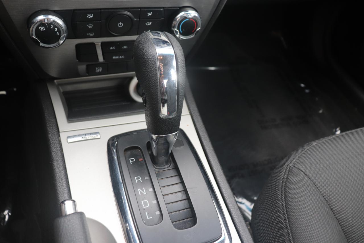 Ford Fusion 4dr Sdn SE FWD 2012