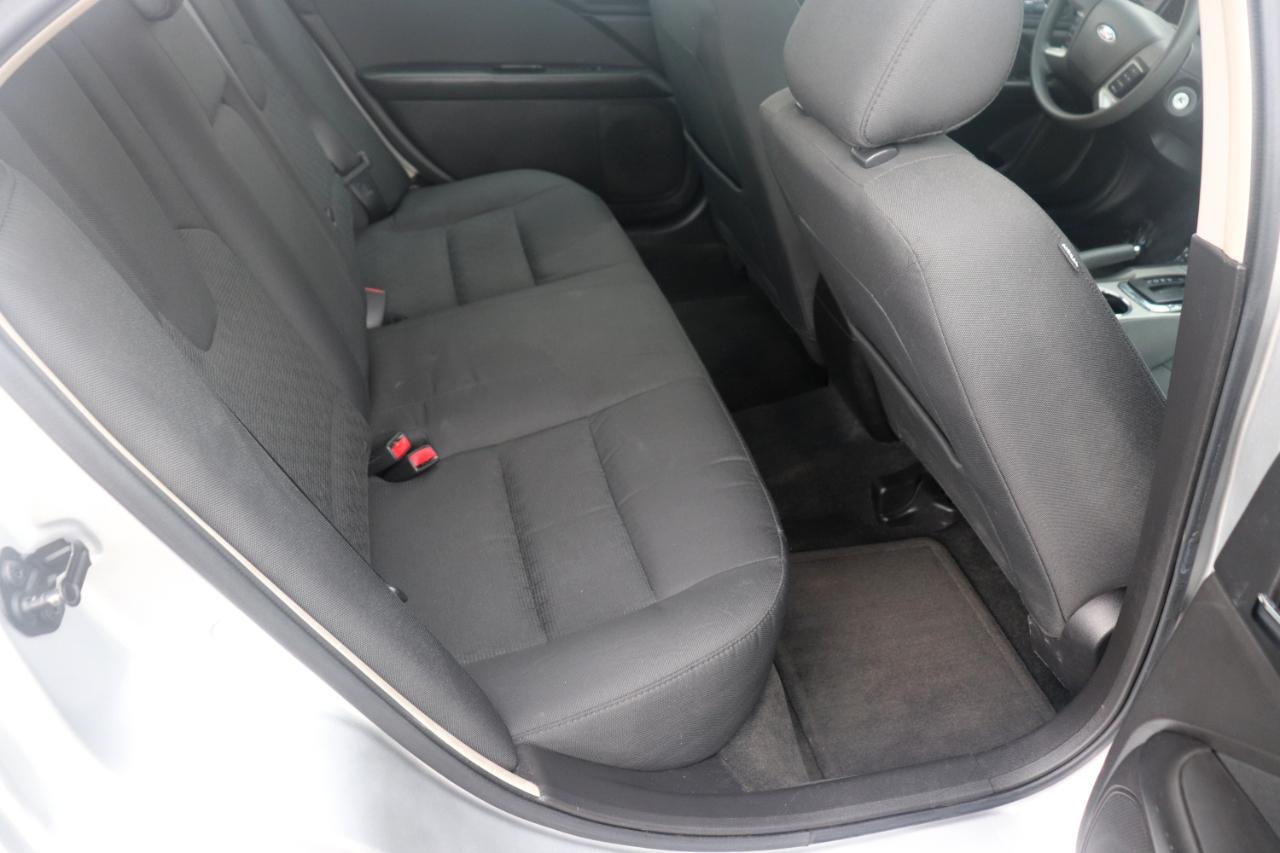 Ford Fusion 4dr Sdn SE FWD 2012