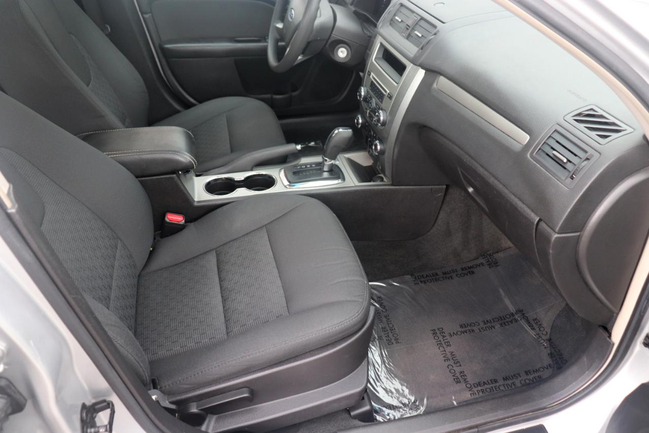 Ford Fusion 4dr Sdn SE FWD 2012