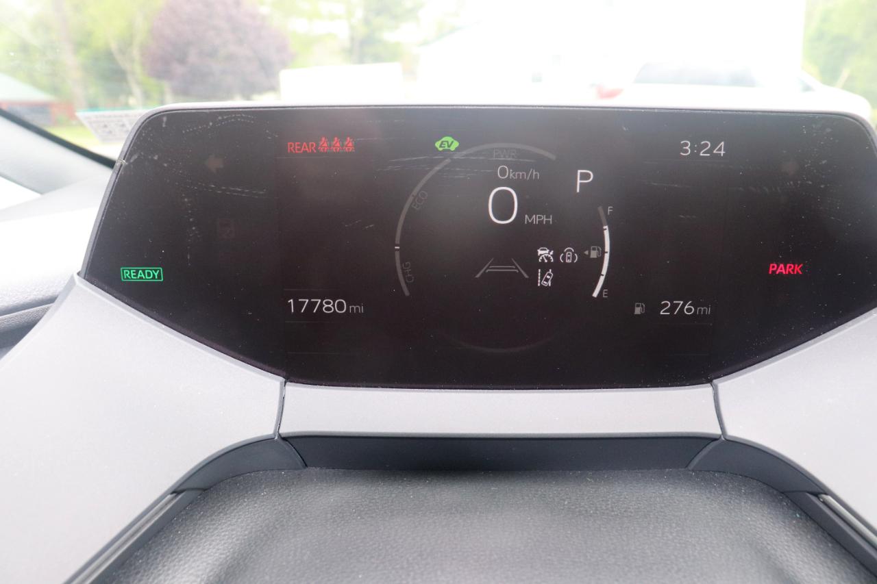 Toyota Prius XLE 5D Hatchback AWD 2024