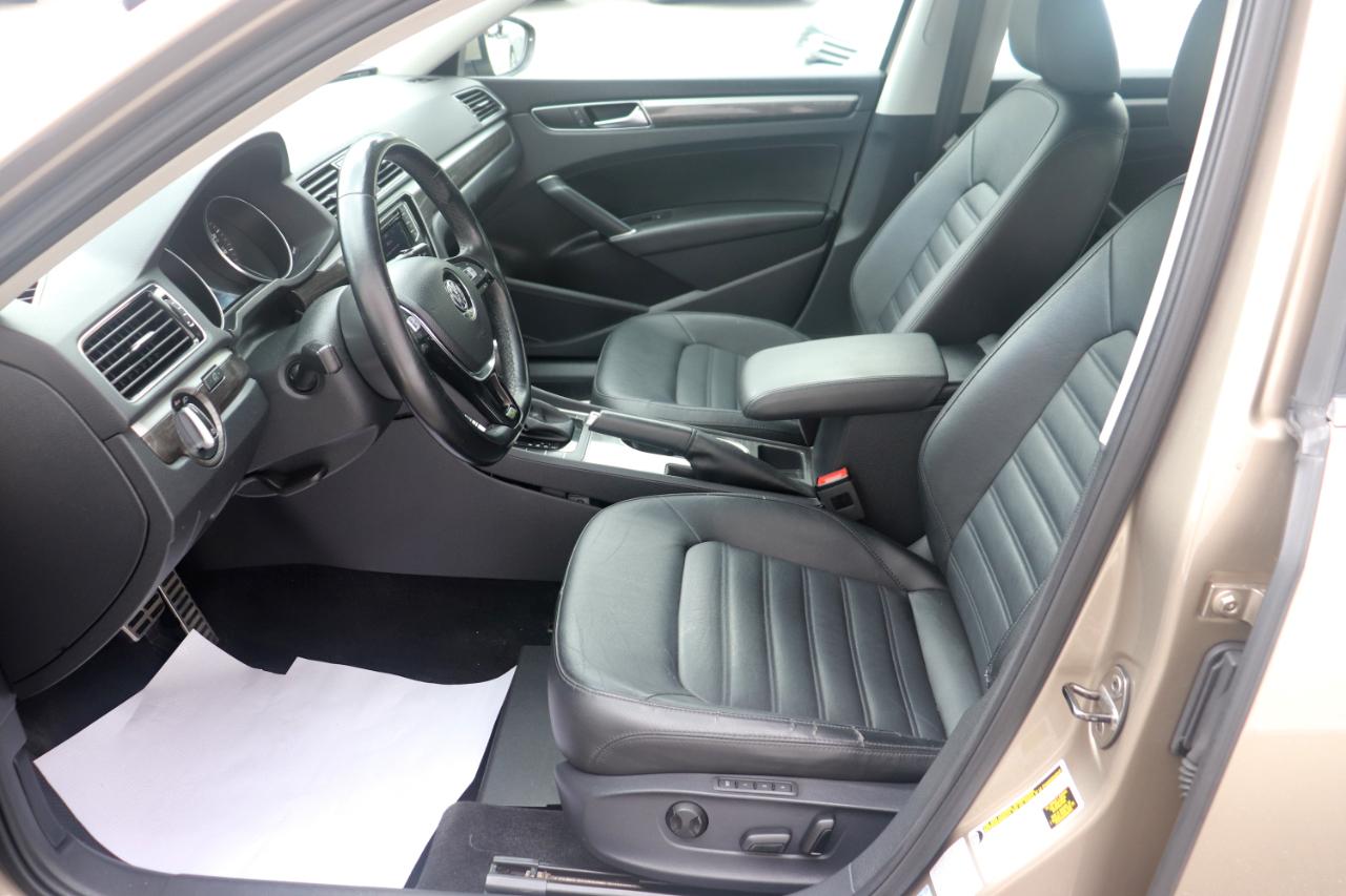 Volkswagen Passat 4dr Sdn 1.8T Auto SEL PZEV 2016
