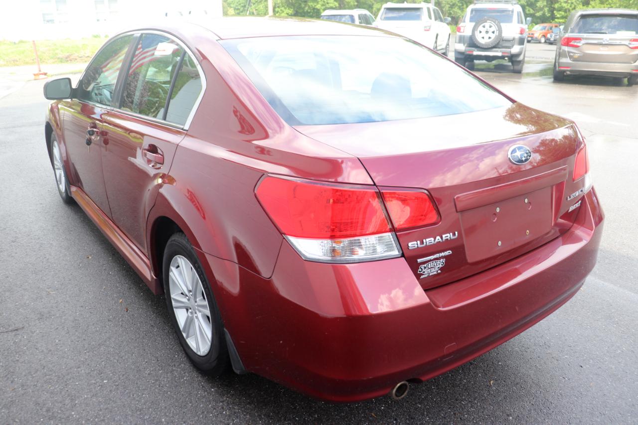 Subaru Legacy 4dr Sdn H4 Auto 2.5i Prem 2010