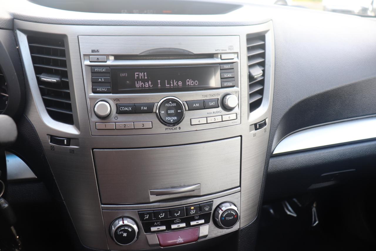 Subaru Legacy 4dr Sdn H4 Auto 2.5i Prem 2010