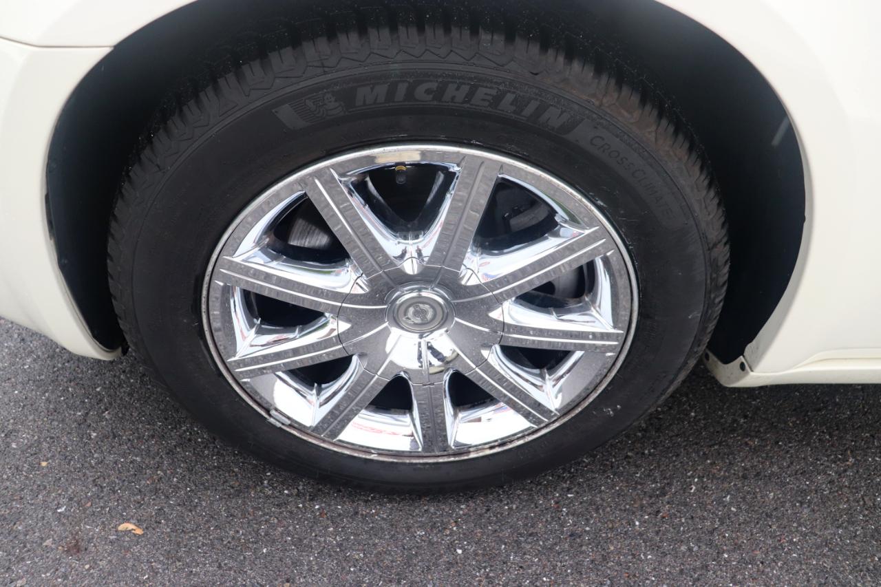 Chrysler 300 4dr Sdn 300C RWD 2007
