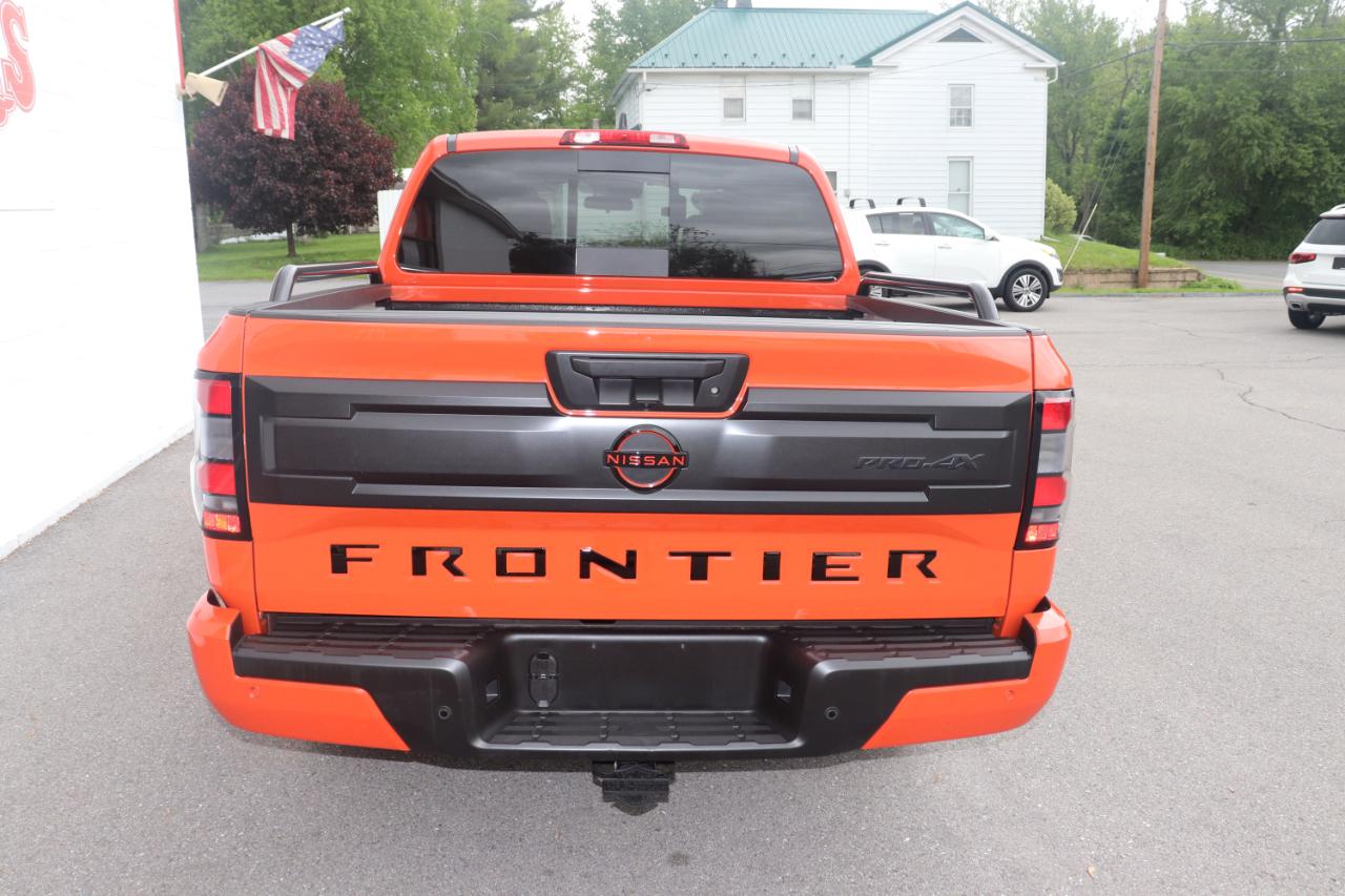 Nissan Frontier Crew Cab 4x4 PRO-4X 2025