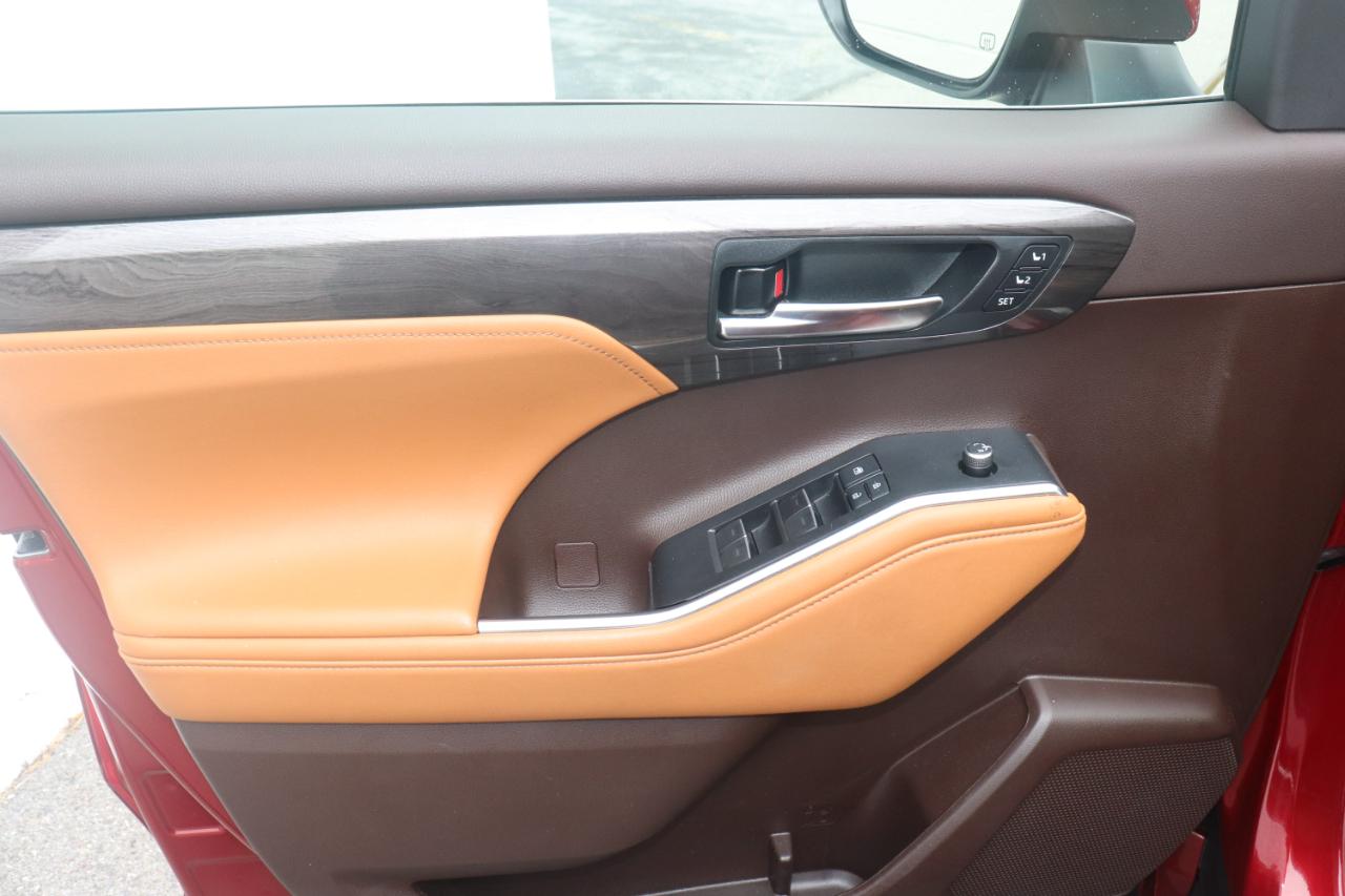 Toyota Highlander Hybrid Platinum AWD (Natl) 2022