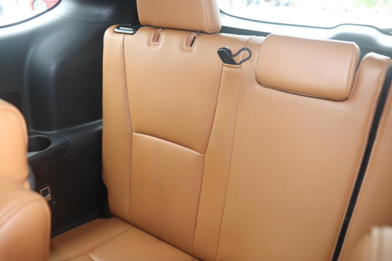 Toyota Highlander Hybrid Platinum AWD (Natl) 2022