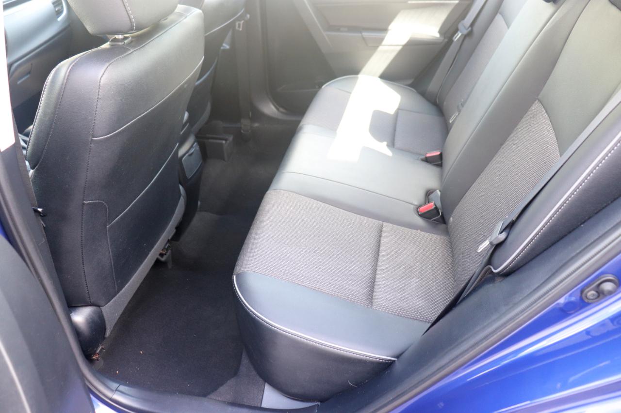 Toyota Corolla 4dr Sdn CVT LE Premium (Natl) 2014