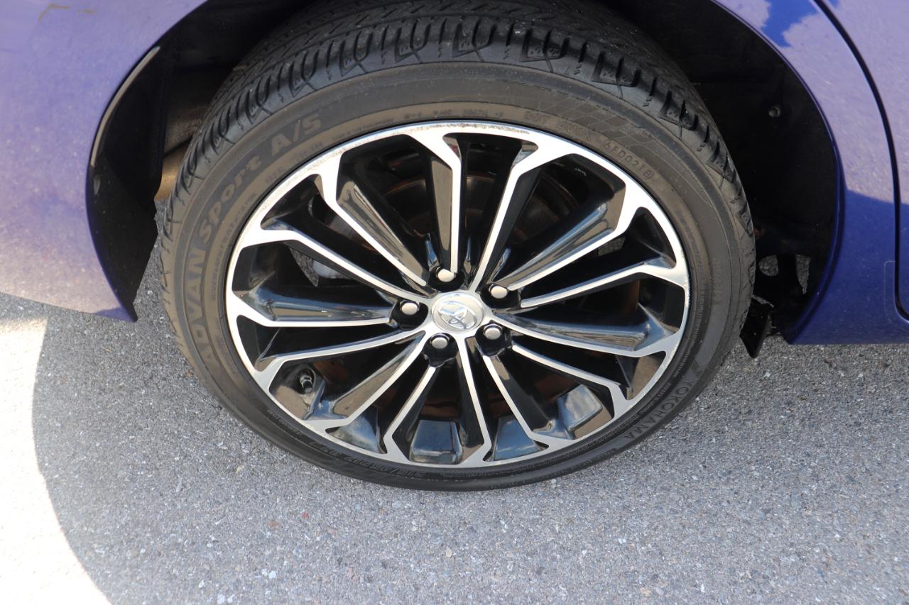 Toyota Corolla 4dr Sdn CVT LE Premium (Natl) 2014
