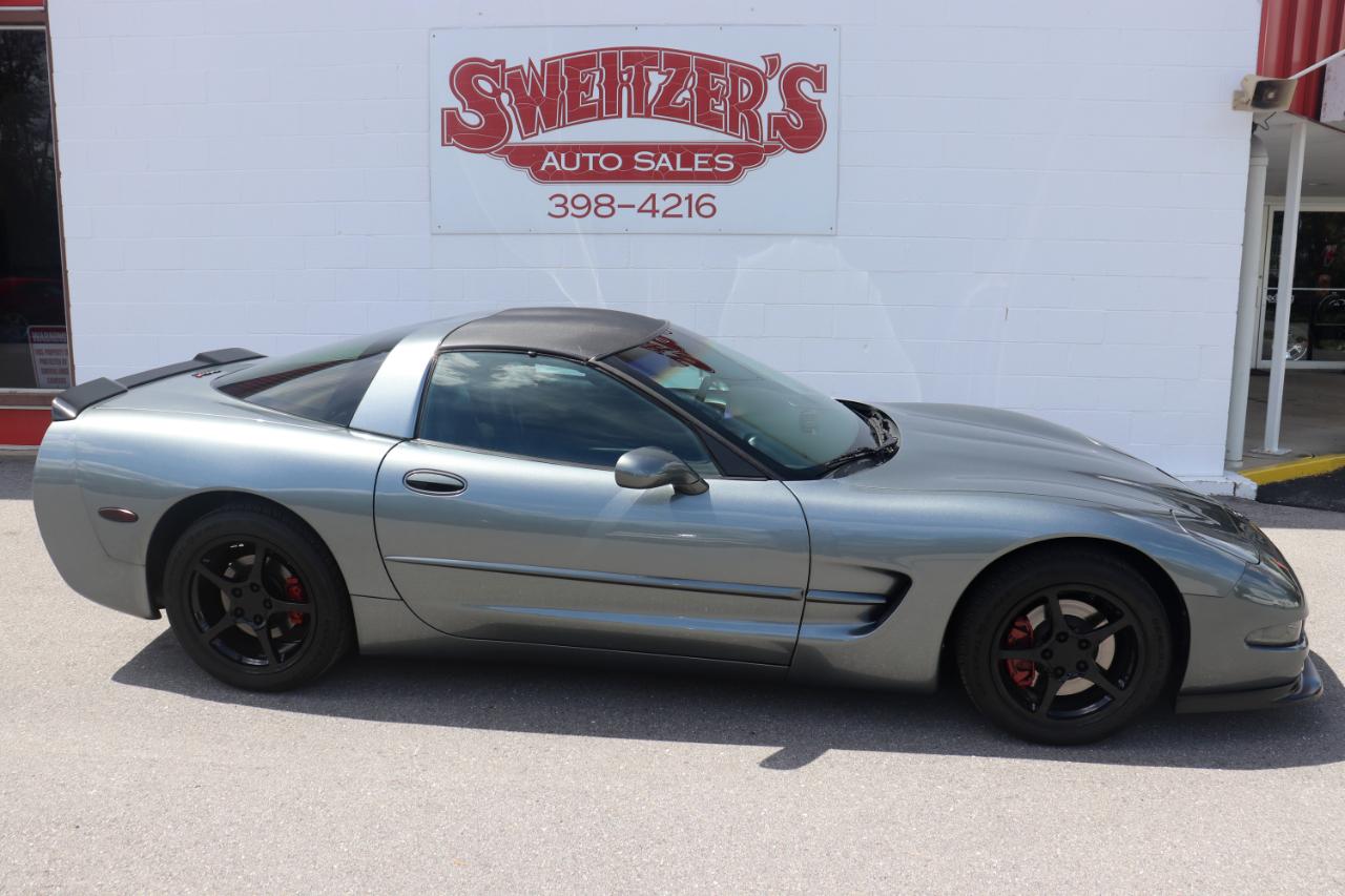 Chevrolet Corvette 2dr Cpe 2004