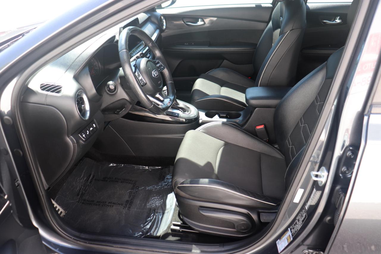 Kia Forte GT-Line IVT 2021