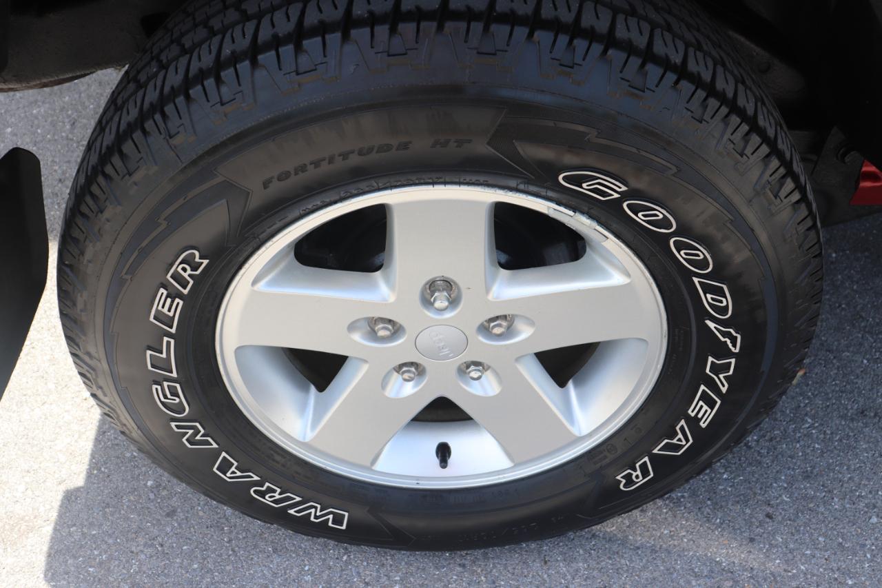 Jeep Wrangler 4WD 2dr Sport 2012