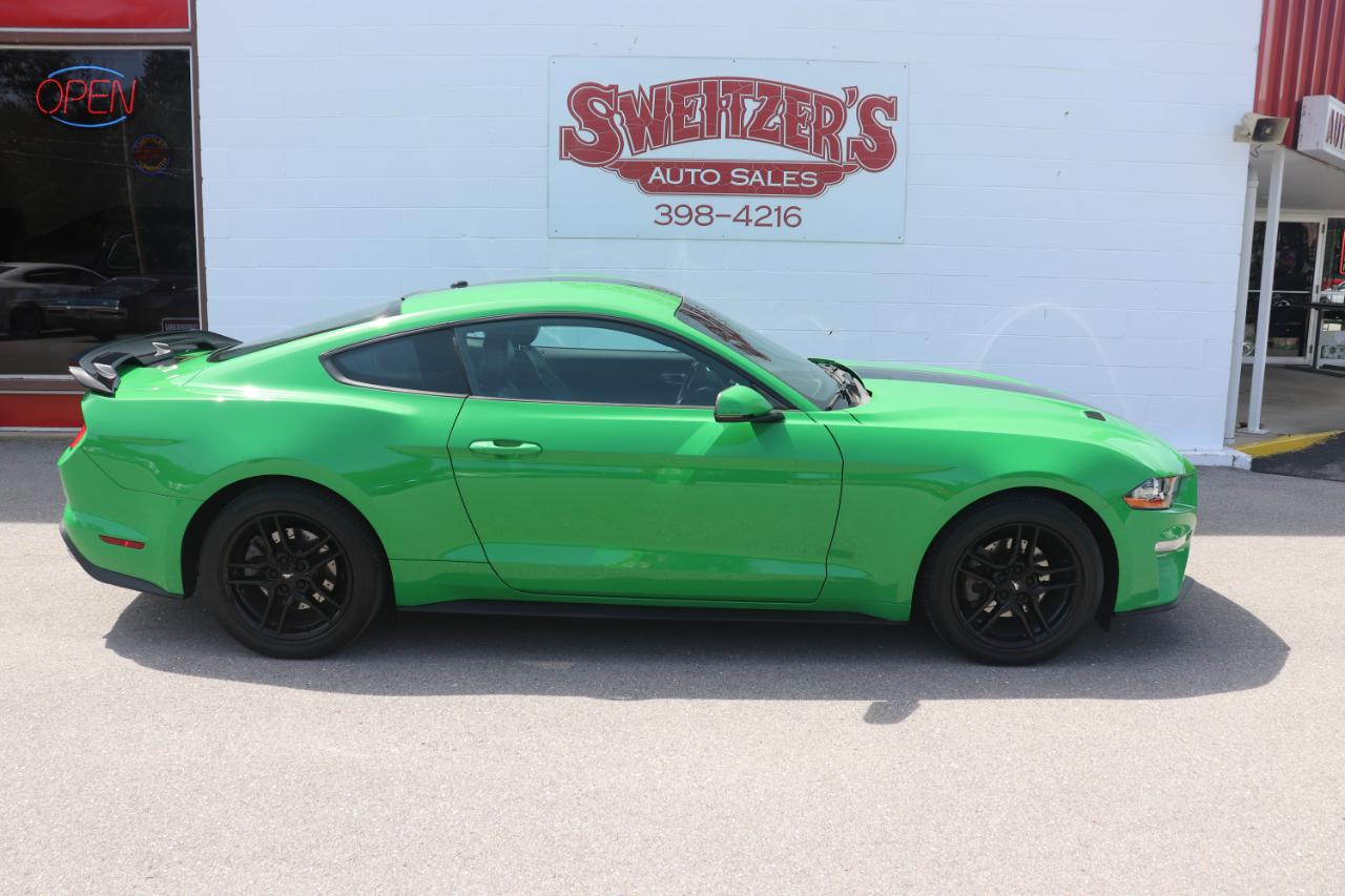 Ford Mustang EcoBoost Fastback 2019