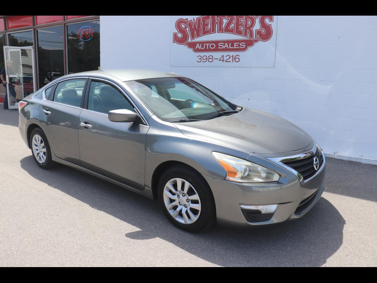 Nissan Altima 4dr Sdn I4 2.5 S 2014