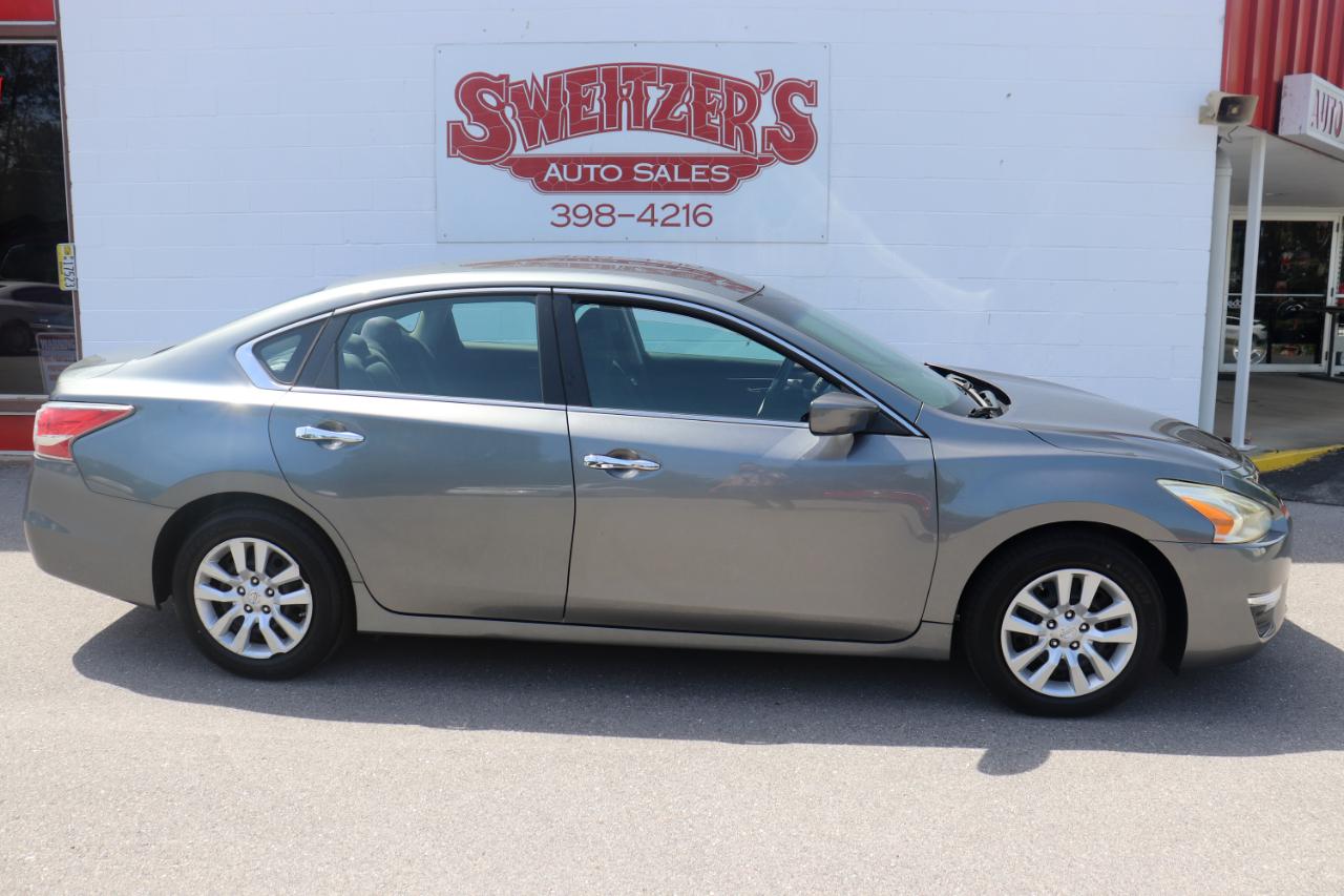 Nissan Altima 4dr Sdn I4 2.5 S 2014